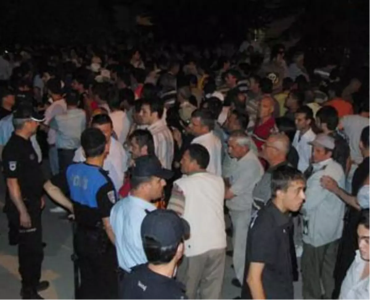 Katil Zanlısına Linç Girişimi