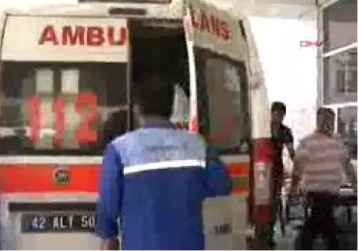 Konya - Minibüs Şarampole Yuvarlandı: 1 Ölü, 11 Yaralı