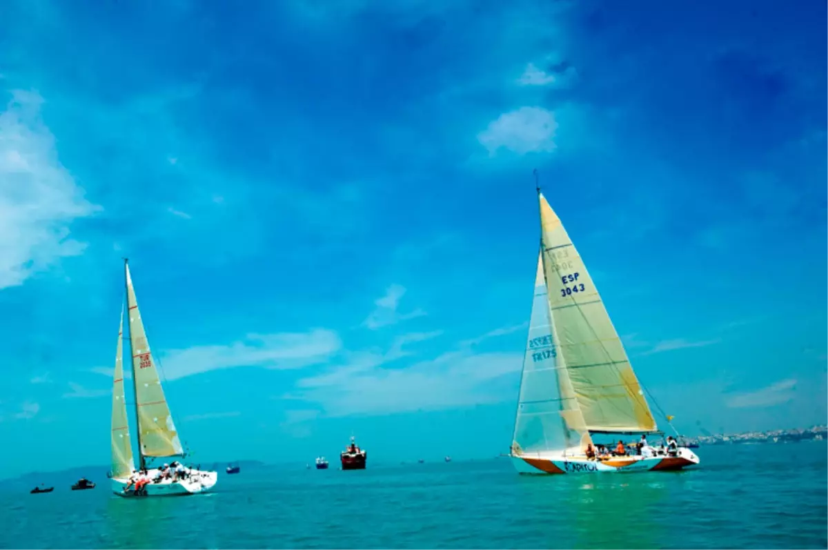 Pilotlar İstanbul Park\'ta Denizciler İstanbul City Port\'ta Yarıştı