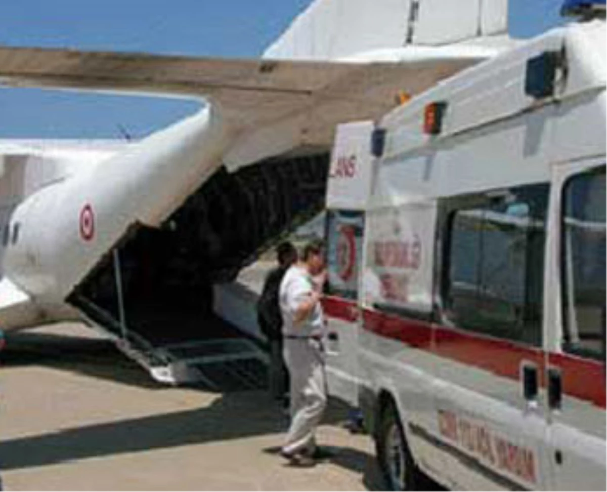 3 Kişi Ambulans Uçakla Yurda Getirildi