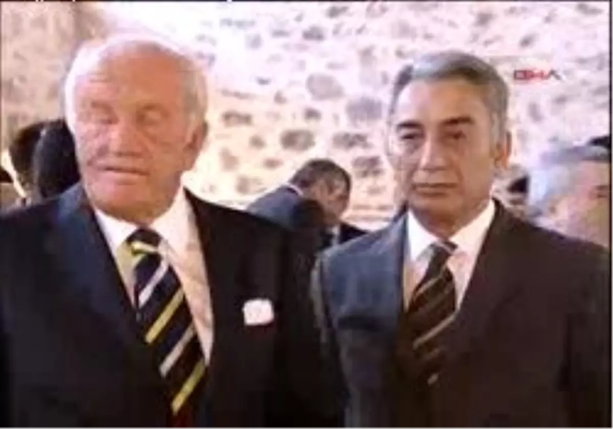 (Salondan Aktüel Görüntülerle) - Başbakan Erdoğan: "Musalla Taşları Siyasi İstismar Taşları Değildir" (1)