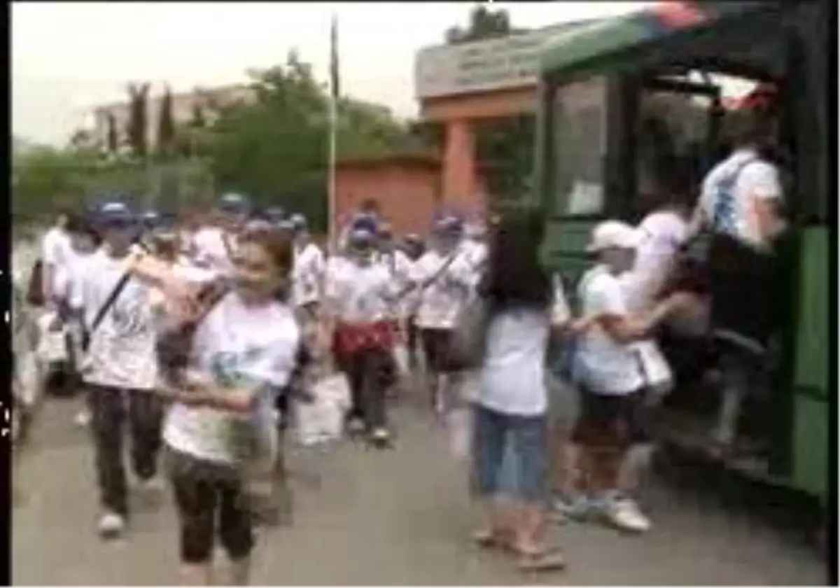 Çocuk Şenliği Başladı