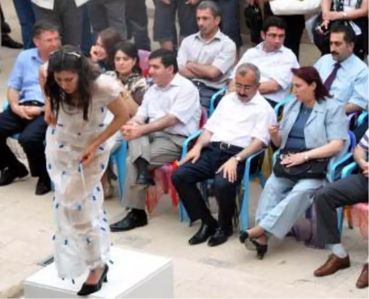 Vali Çıplak Sandı