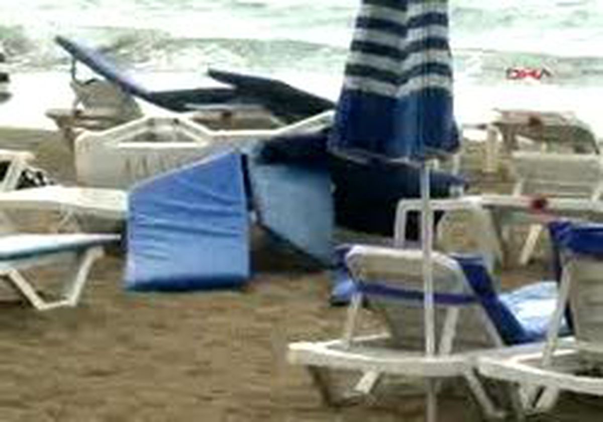 Alanya - Plajda Hortum Paniği