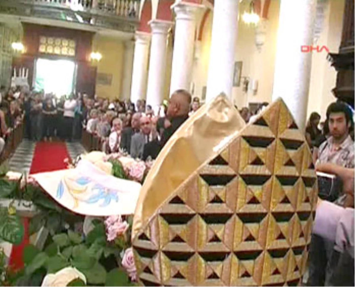 Padovese\'ye Görev Yaptığı Kilisede Cenaze Töreni