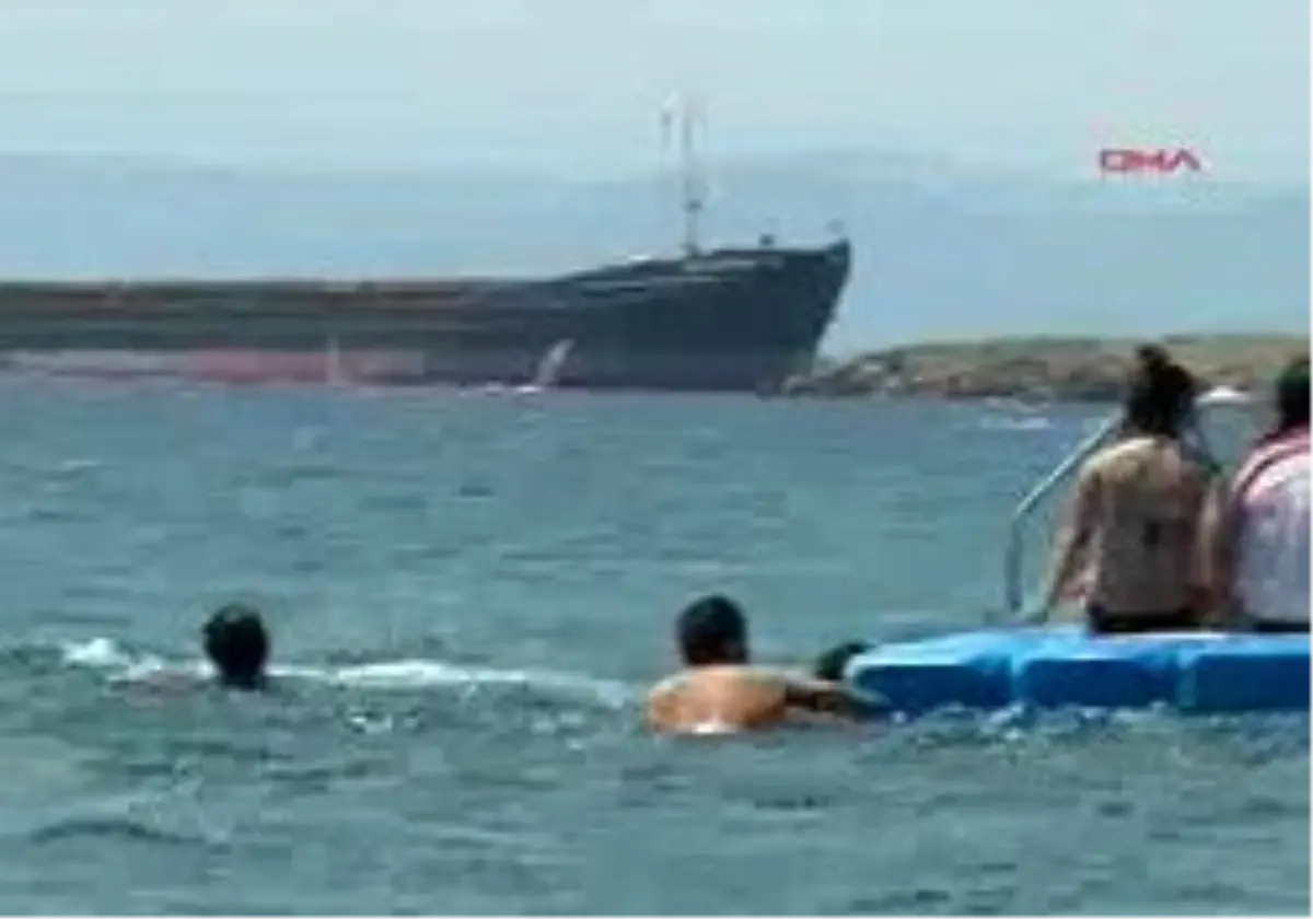 Çanakkale - Rus Gemisi Karaya Oturdu