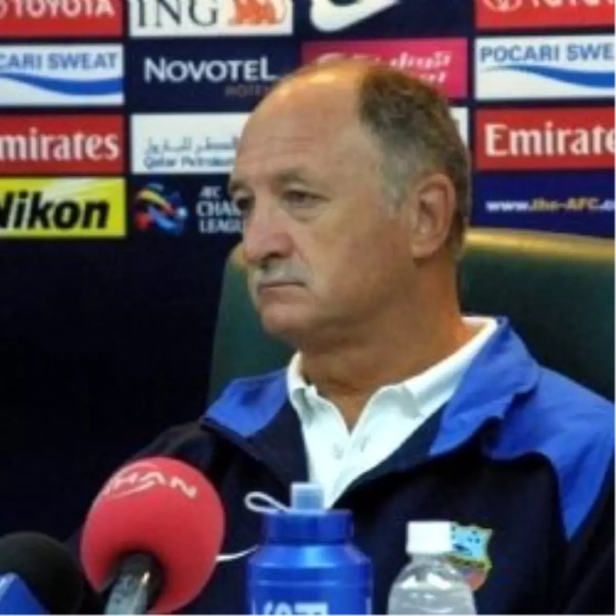 Fenerbahçe Yeniden Scolari\'ye Yöneldi