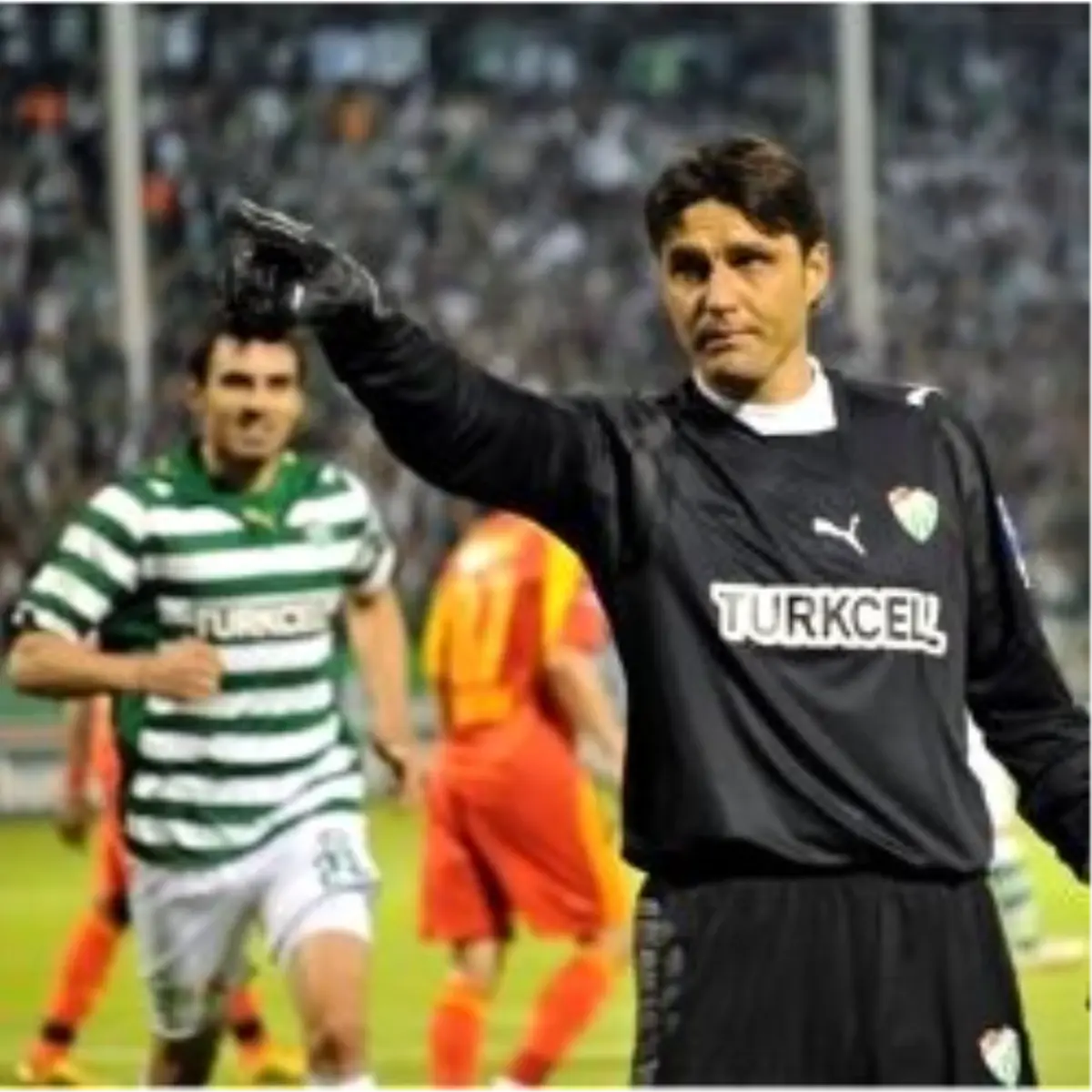 Ivankov Bursaspor\'da Kalıyor