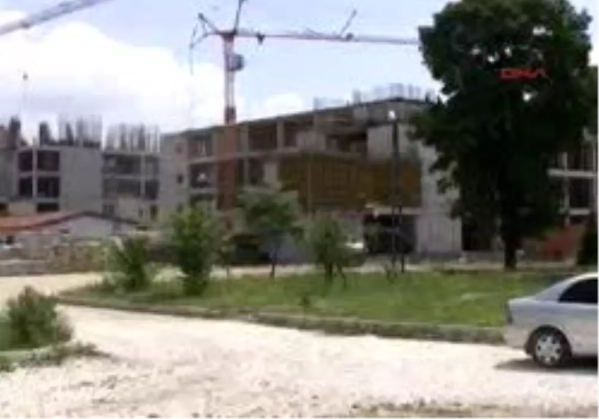 Adapazarı\'nda Çok Katlı Bina Yapımına Mahkeme Freni