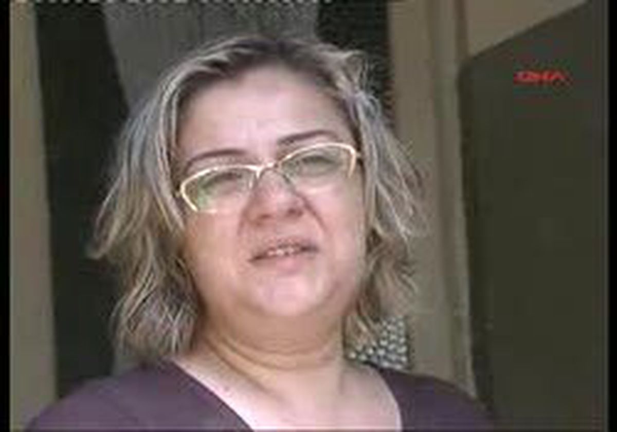 İzmir - Saldırıda Yaşamını Yitiren Teğmen Eşi Pınar Akdağ´In Babaevi Yasa Büründü