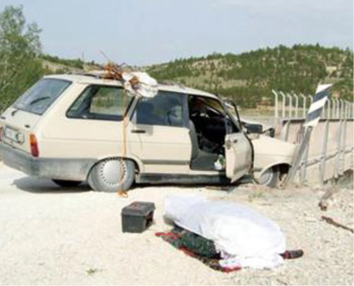 Konya\'da Mıcırlı Yolda Hız Kazası: 1 Ölü