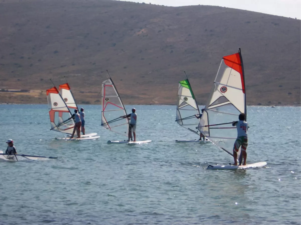 Alev’lilerde İkinci Sörf Kampı Heyecanı!