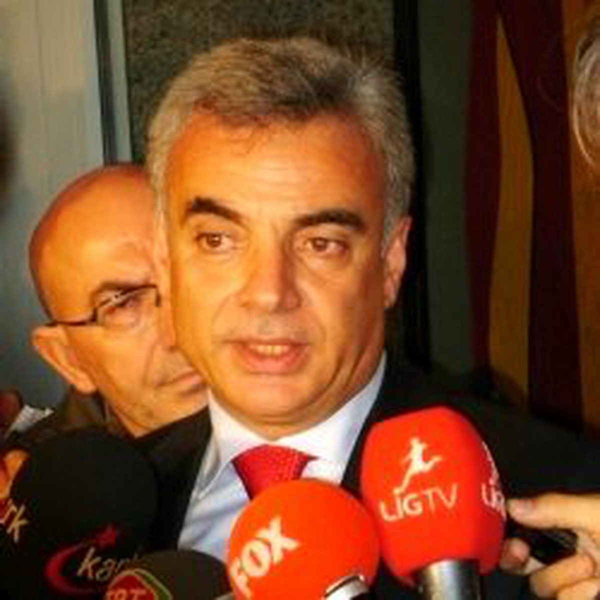 Helvacı: Üstünel'in İstifası Yok