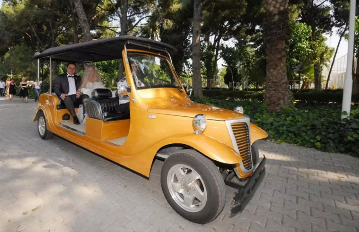 Kral Ve Kraliçe Gibi