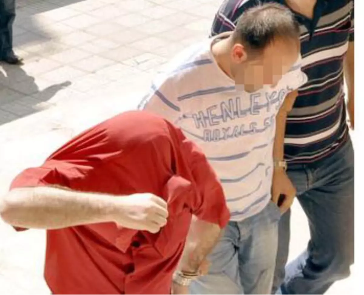 Samsun\'da 4\'ü Polis 9 Kişi Fuhuştan Tutuklandı