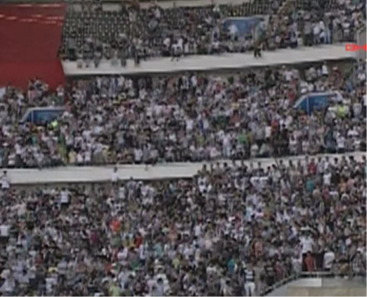 Quaresma İçin 18 Bin Kişi Statta!