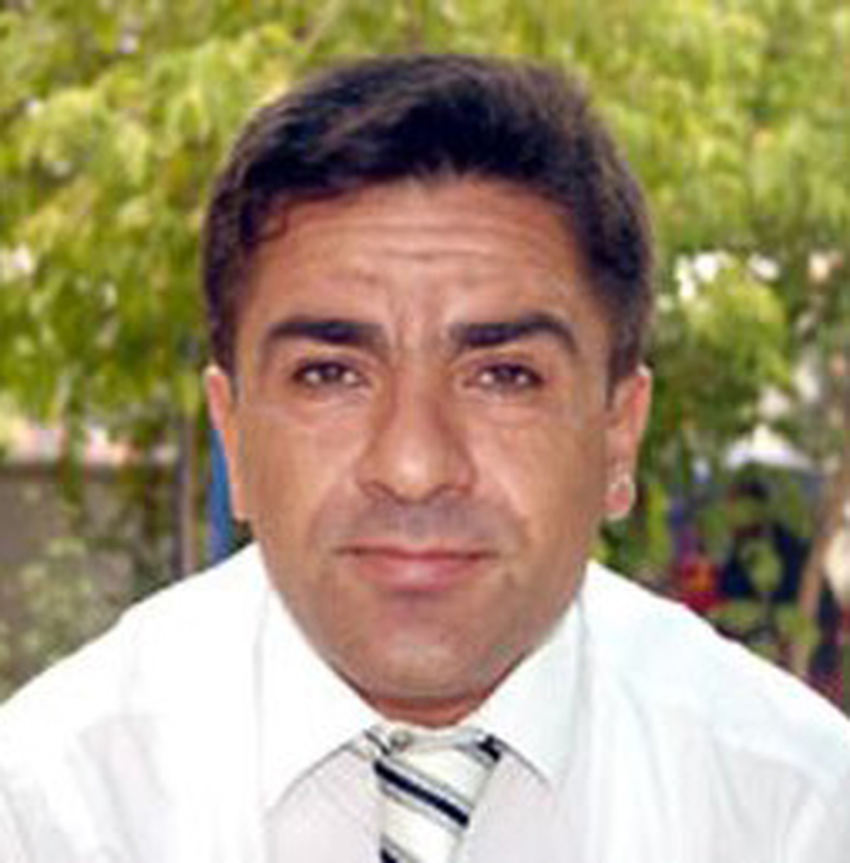 Yarayı Kaşımayı Sürdürüyorlar