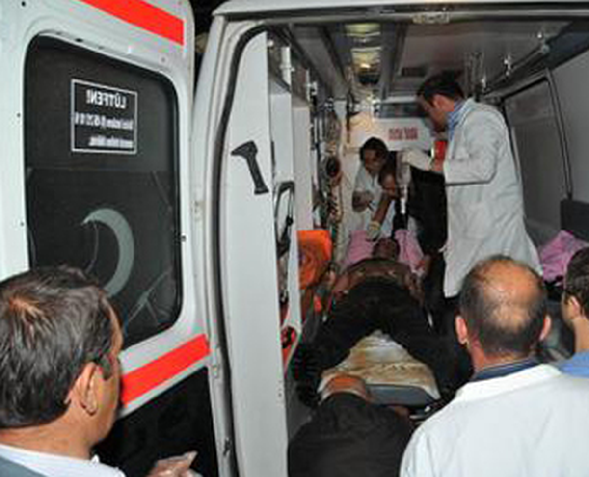 Yıldırım Düştü: 2 Asker Yaralandı
