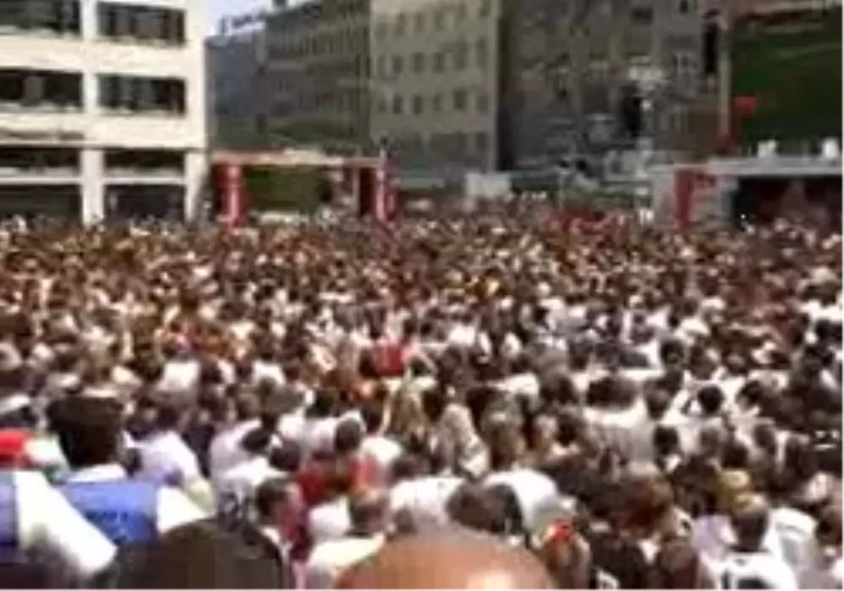 Arena\'nın Güvenliği Asma Kardeşlerden