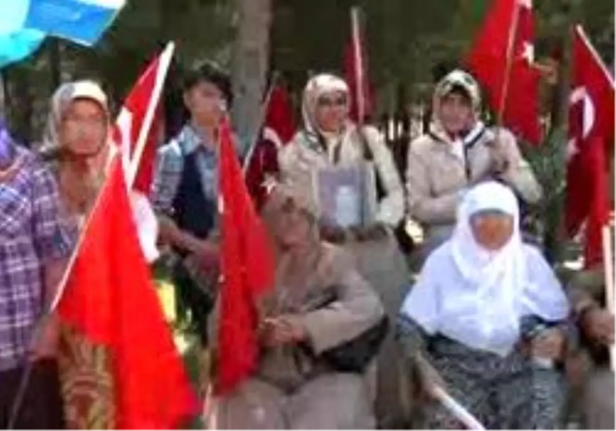 Kahramanmaraş - Şehit Yakınları Terörü Lanetledi