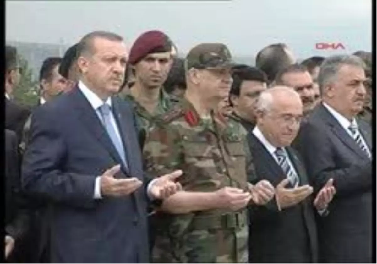 Van 3 11 Şehit İçin Tören Düzenlendi