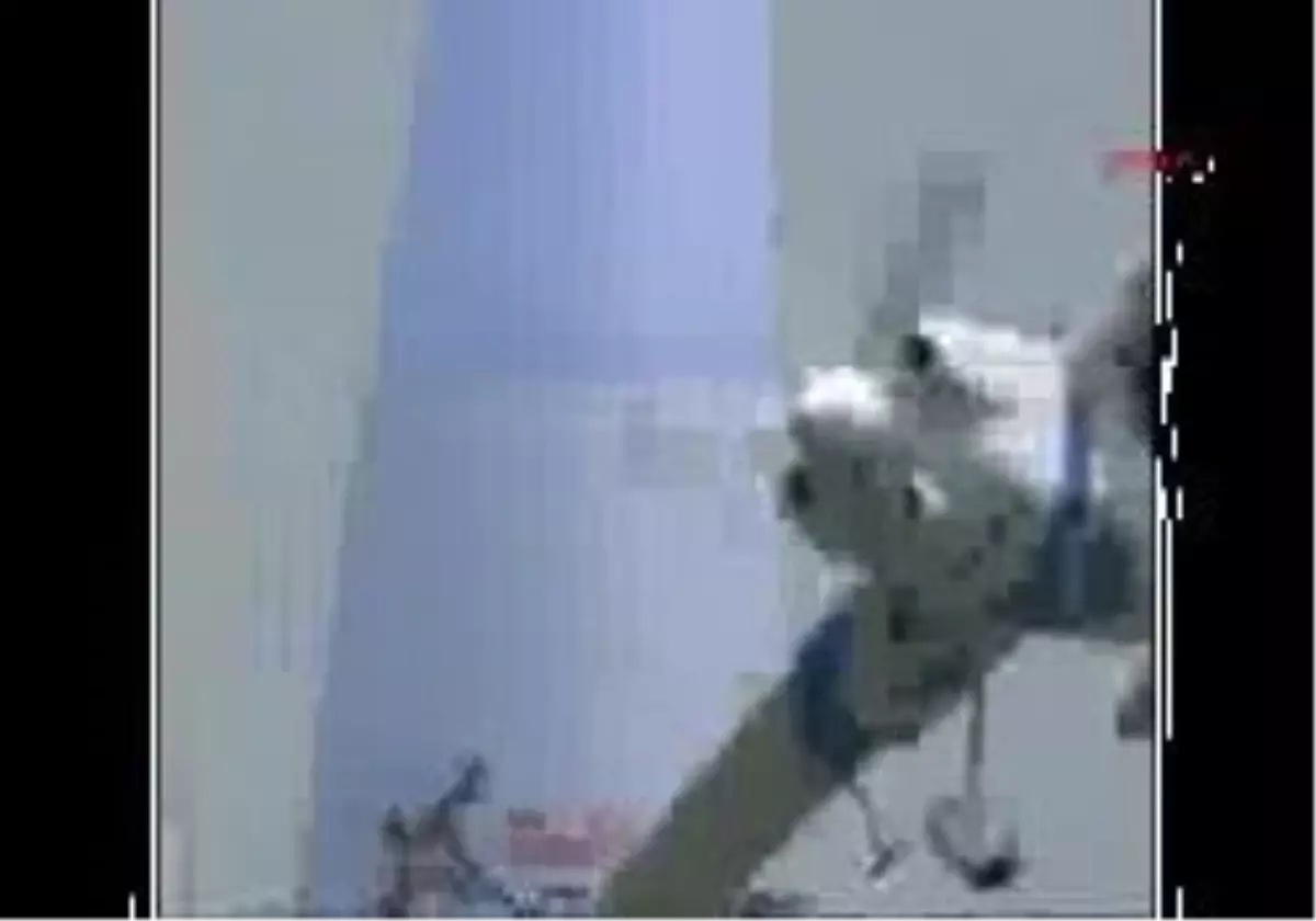 New York\'ta Nefesleri Kesen Uçak Yarışı