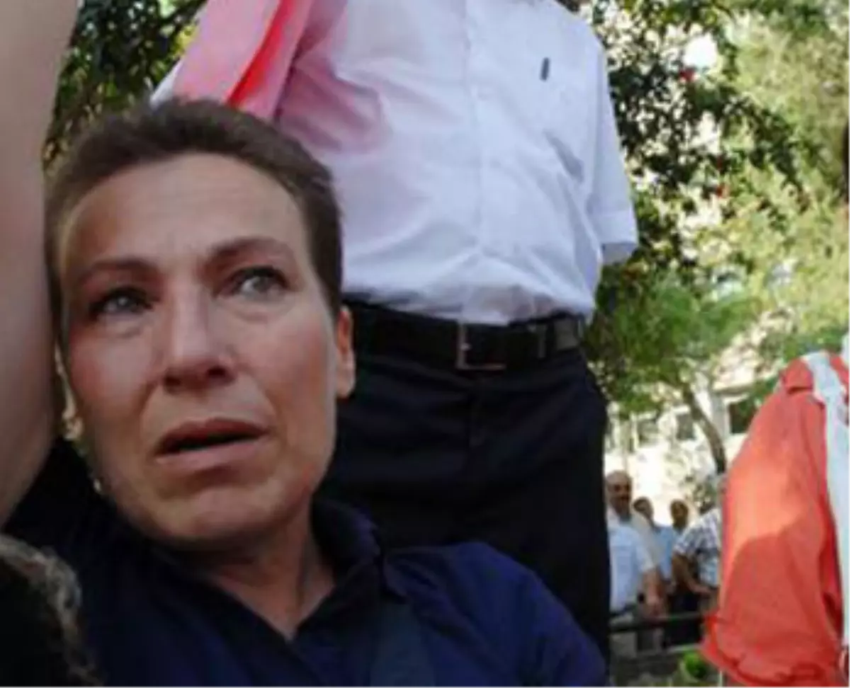 Valilik Önünde Terör Protestosu