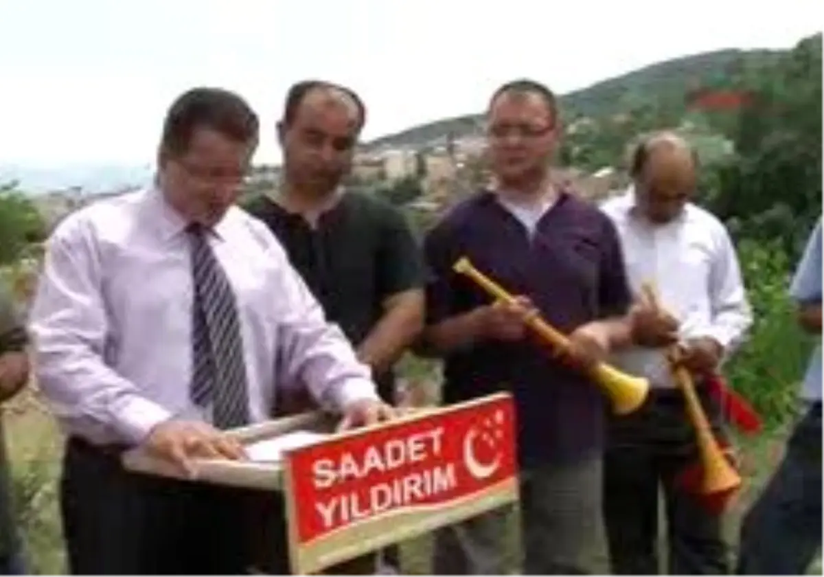 Bursa\'da Sp\'lilerden Vuvuzelalı Açıklama