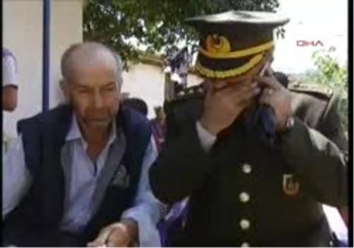 İzmir - Şehidin Muşlu Eşinin Kardelen Bursuyla Okuduğu Öğrenildi