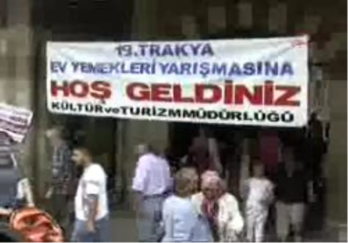 Edirne - Yarışmadaki Yemekler Kısa Sürede Tükendi