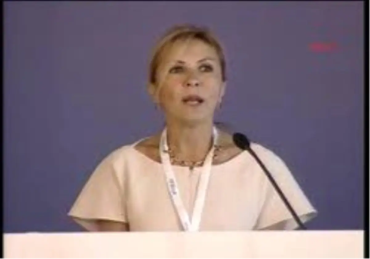 3 Tüsiad Yik Toplantısımda Ümit Boyner Konuştu