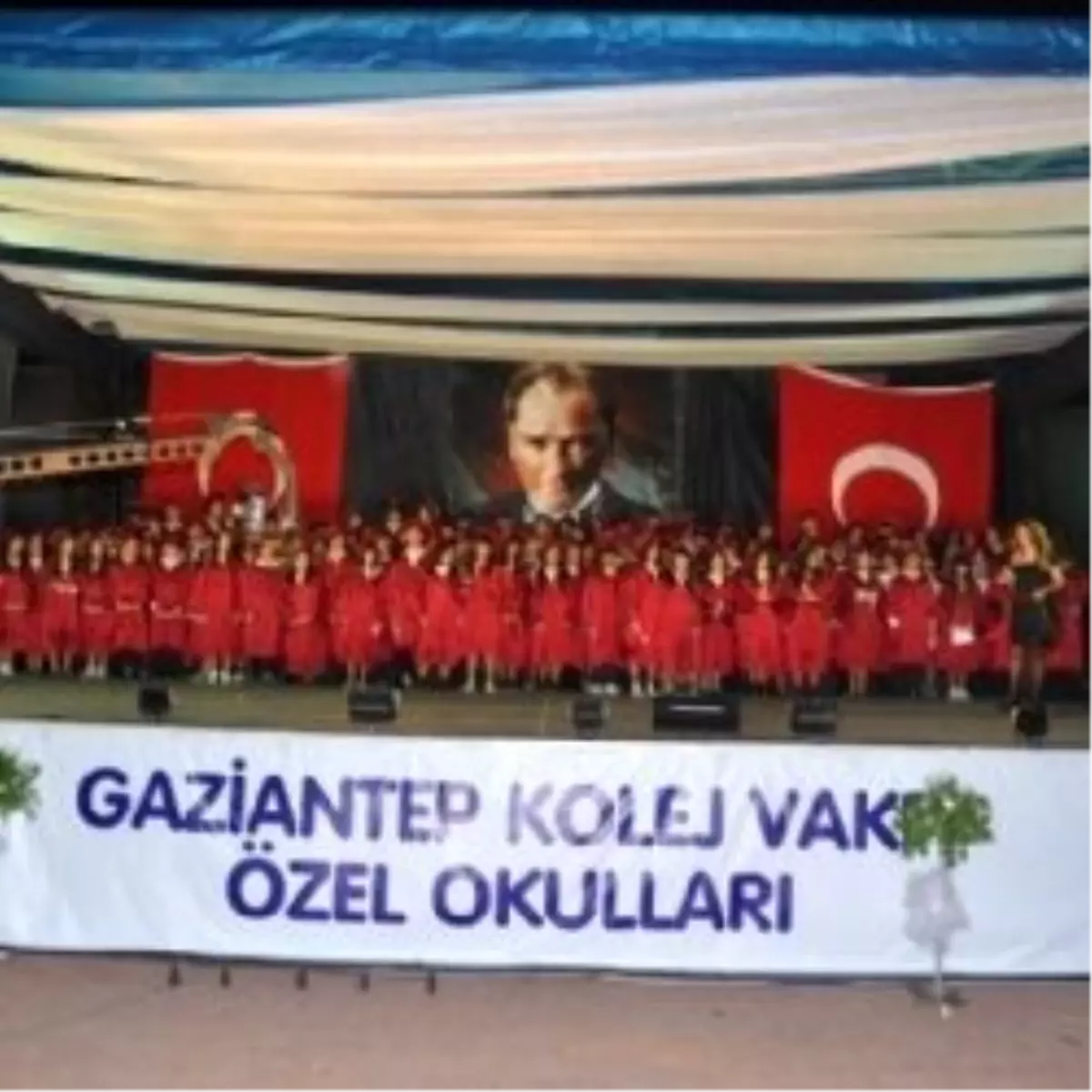 GKV İlköğretim Okulunda Hüzün Ve Sevinç