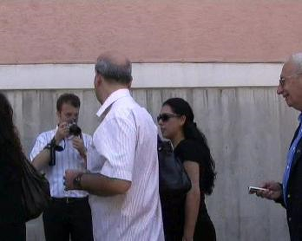 Vergi Rekortmeni Taragano'nun Kızı Takılarına Kavuştu