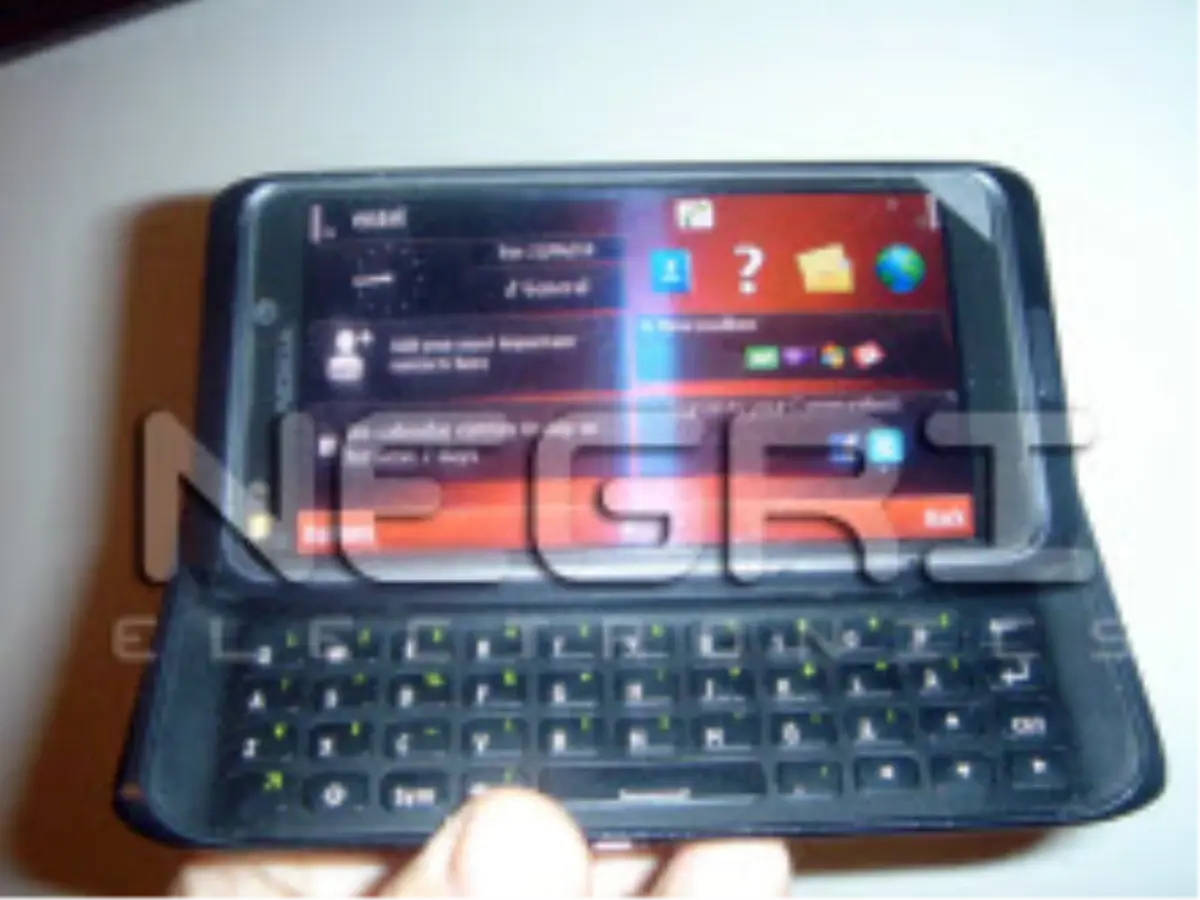 Nokia N9 Ortaya Çıktı!