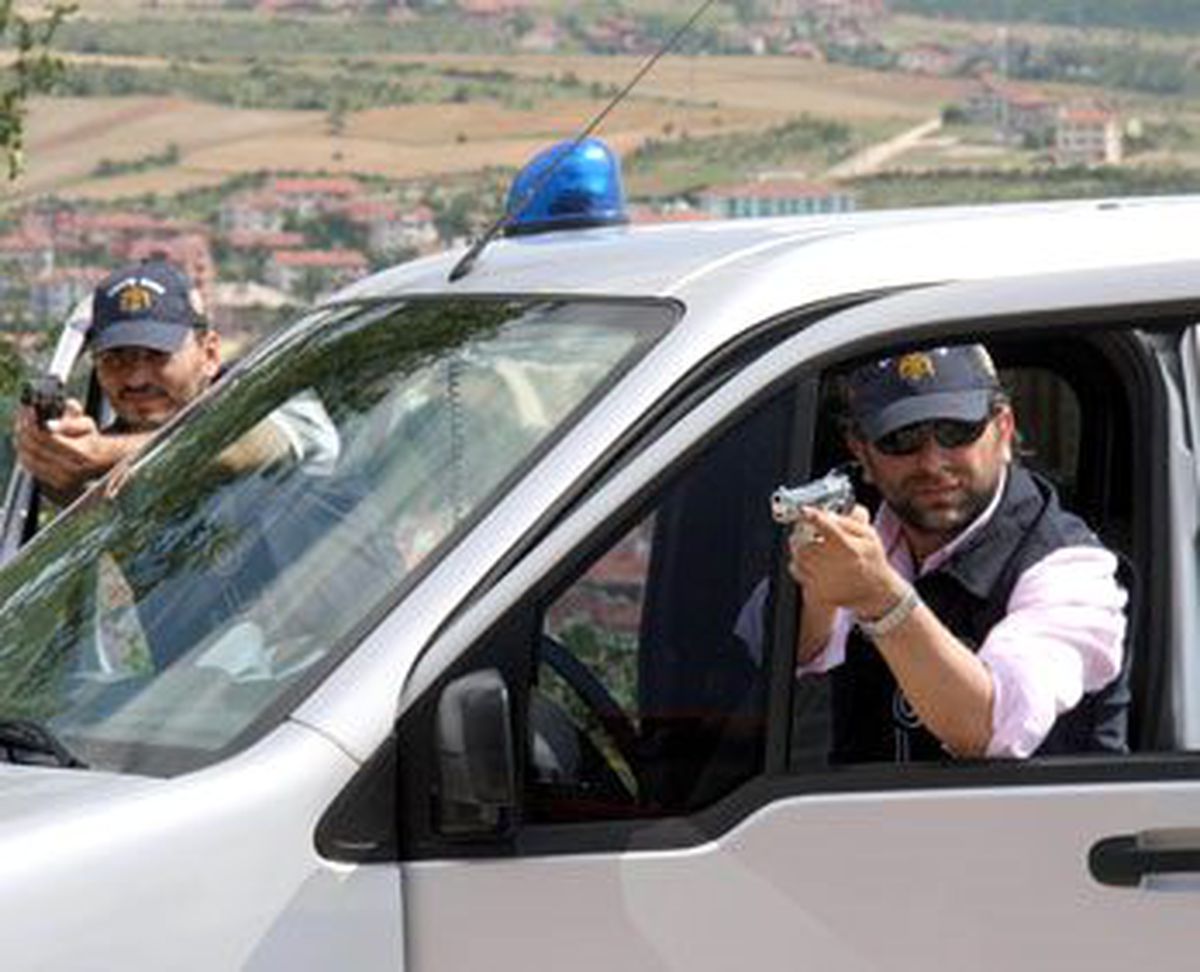 Polisten Nefes Kesen Eğitim