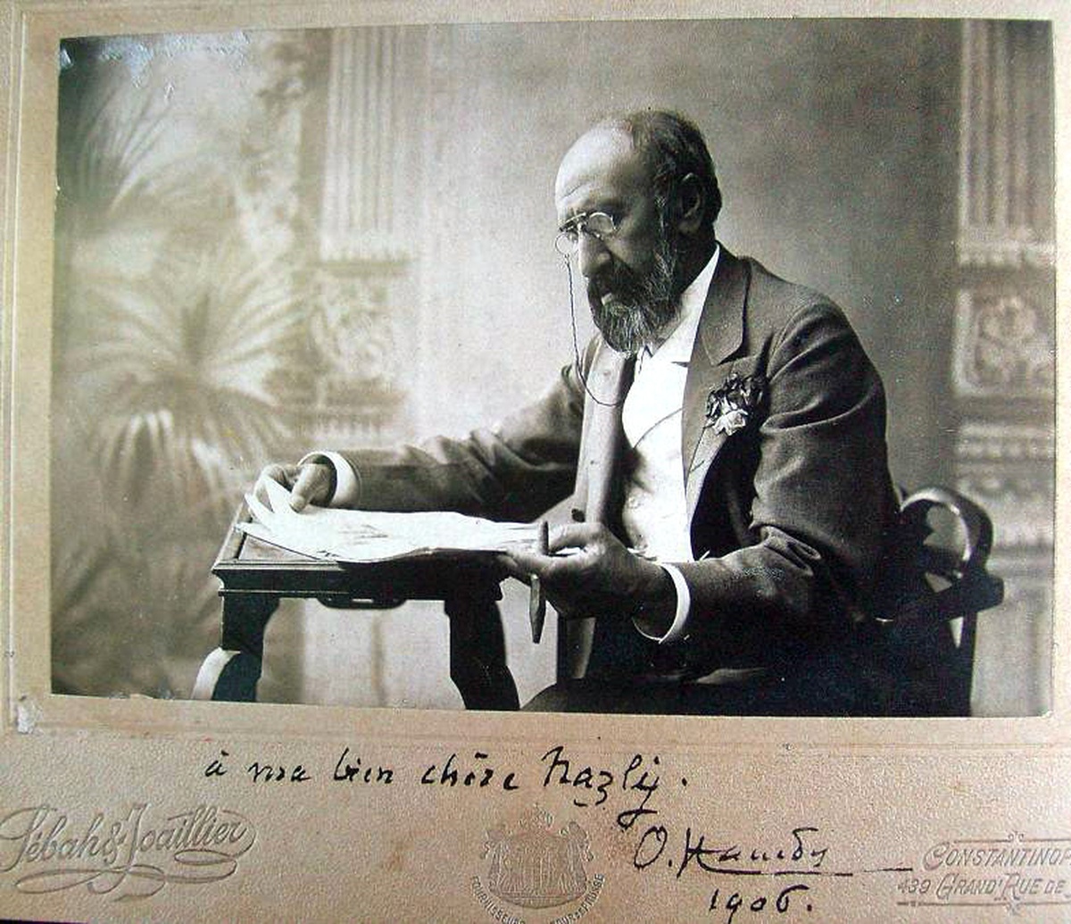 Tuluyhan'ın Piyanosu İle Geçmişe Yolculuk