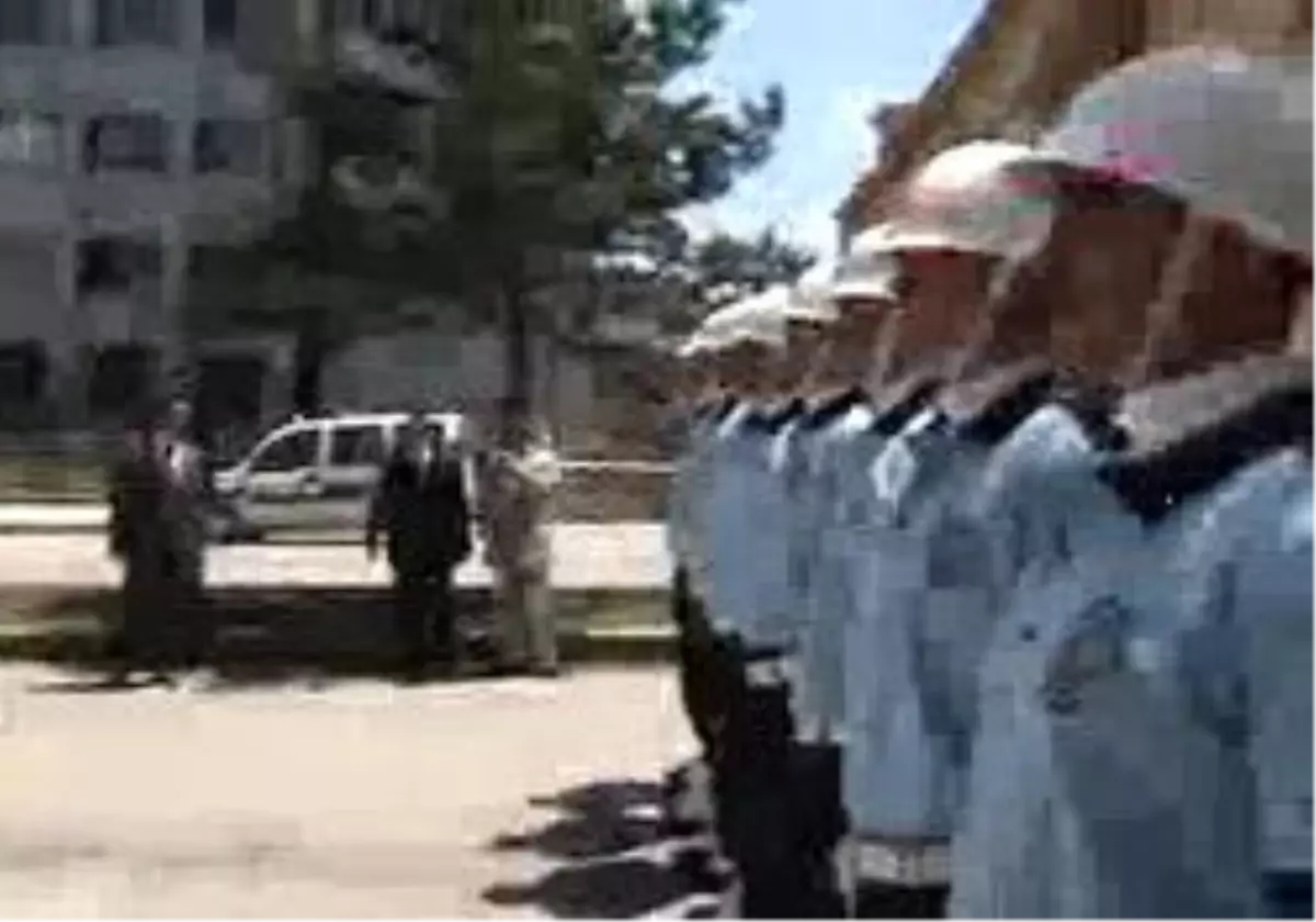 Erzurum-Sağlık Bakanı Kahvehanede Sigara İçilmesini İstemiyor