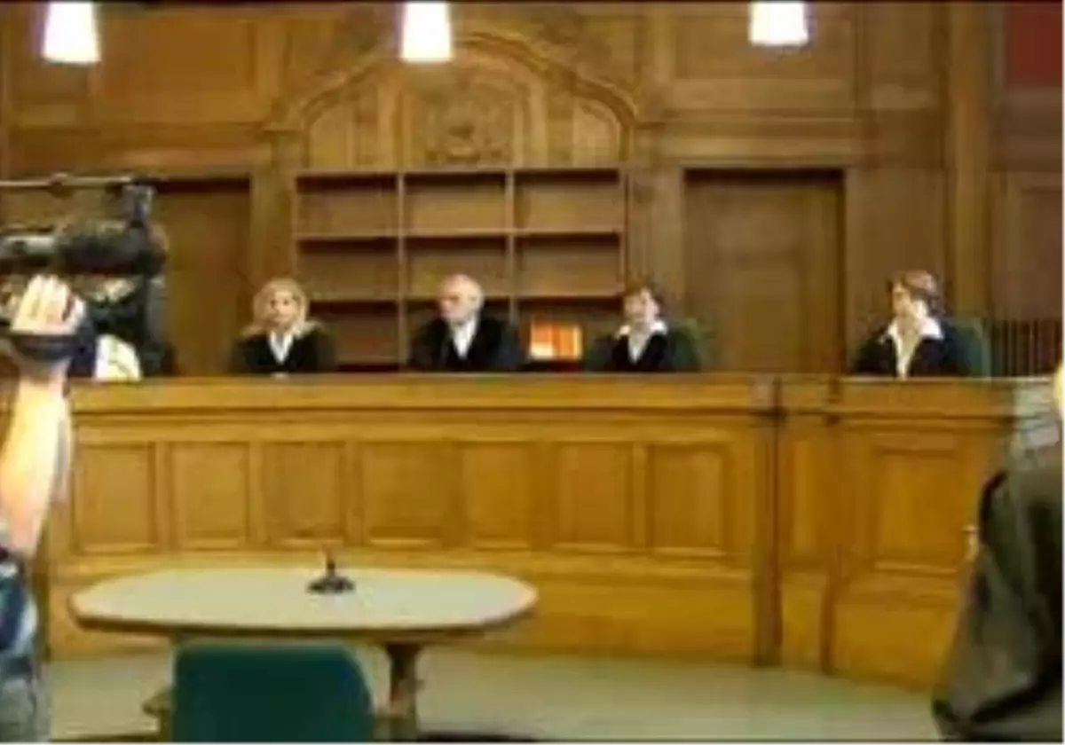 Kumarhane Soyguncularına Hapis İstendi