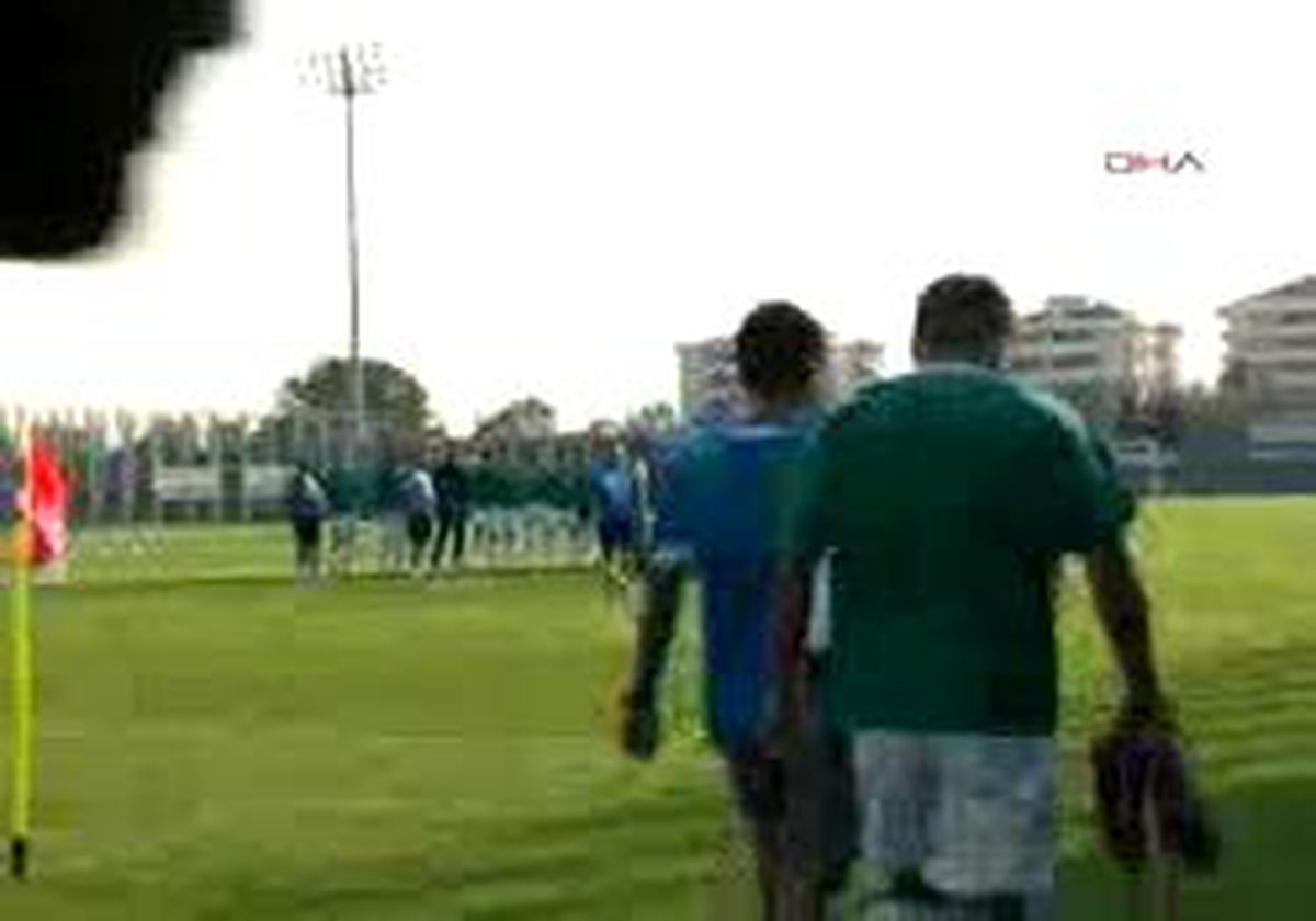 Bursaspor Çalışmalarını Sürdürüyor