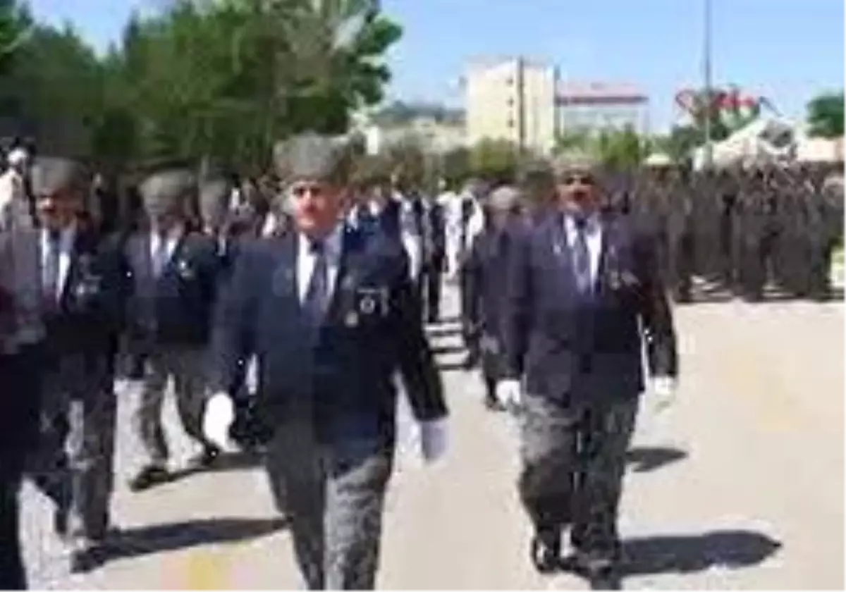 Erzurum - Ertuğrul Günay, "Milli Mücadelenin Başladığı Özel Duraktayız"