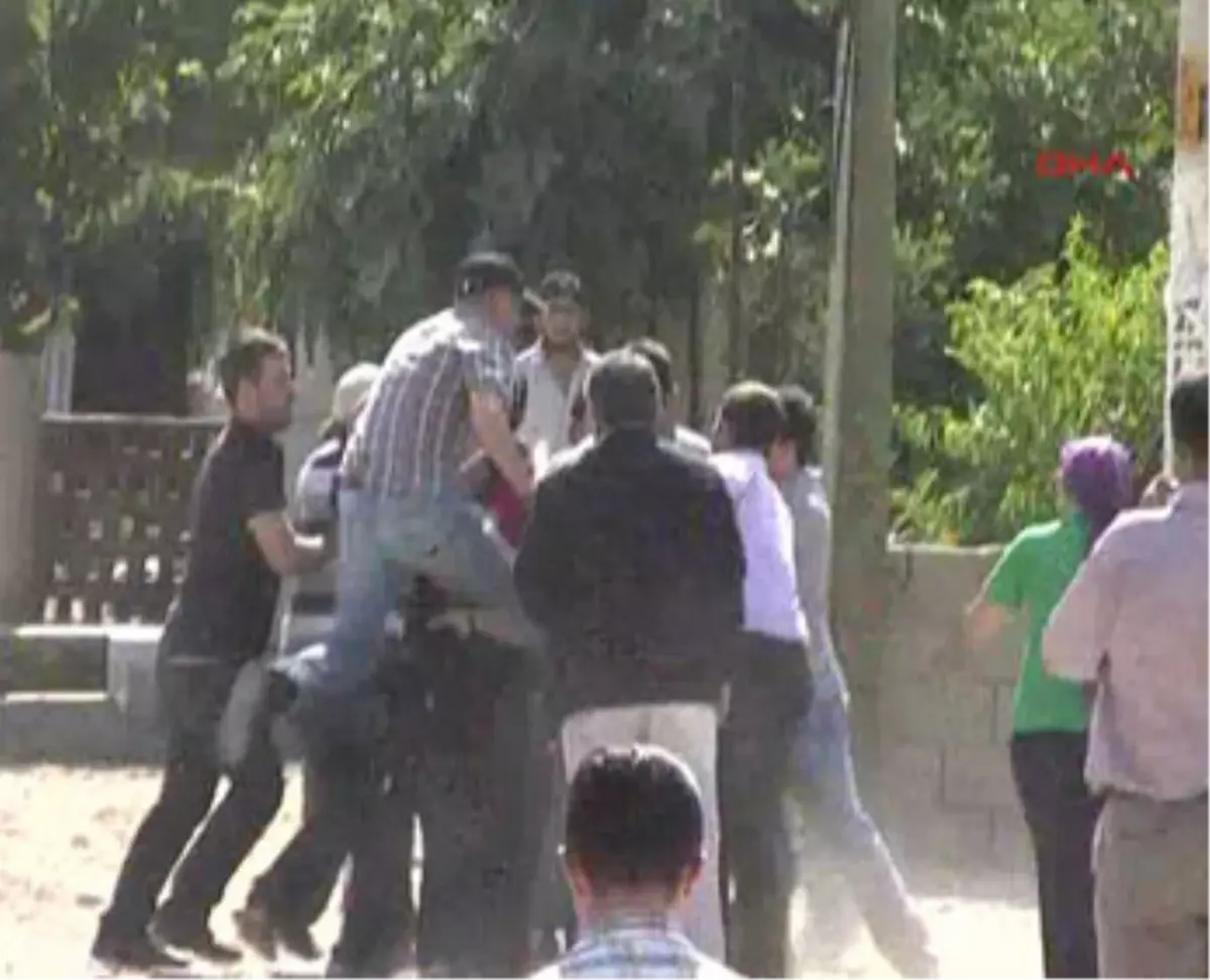 Siirt\'te Cenaze Gerginliği