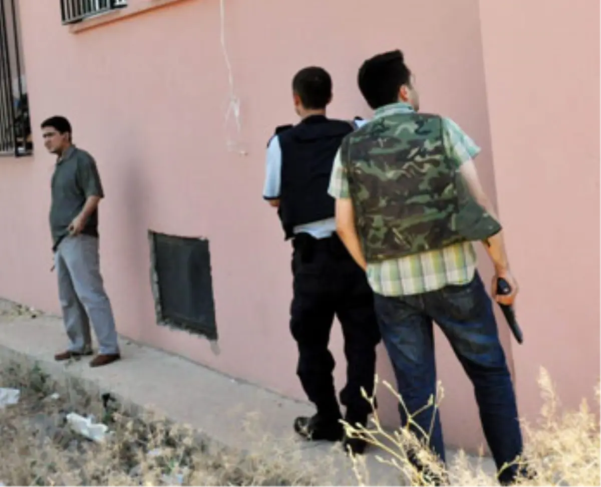 Baba ve 4 Oğlu Birbiriyle Çatıştı