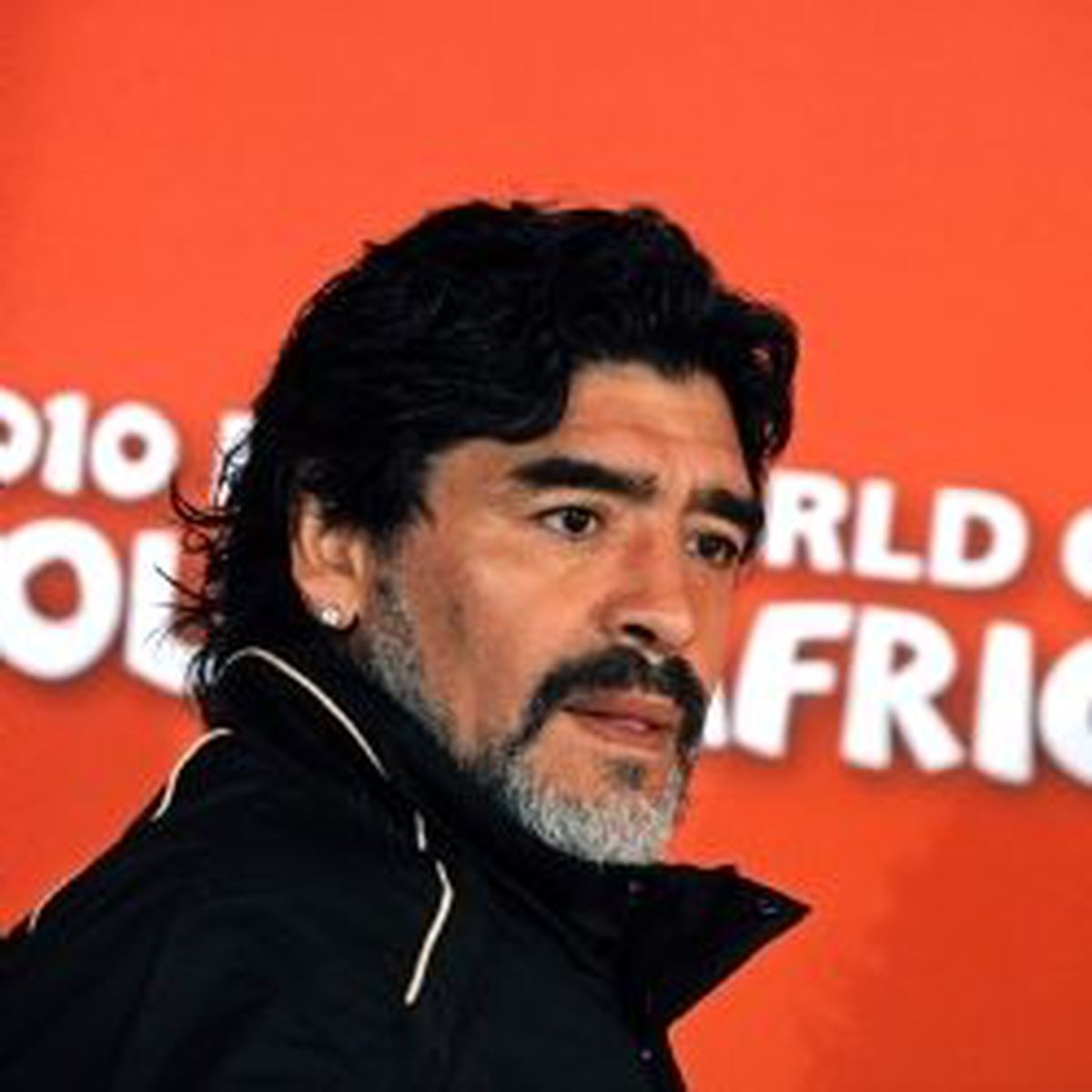 Maradona'ya Sıcak Karşılama