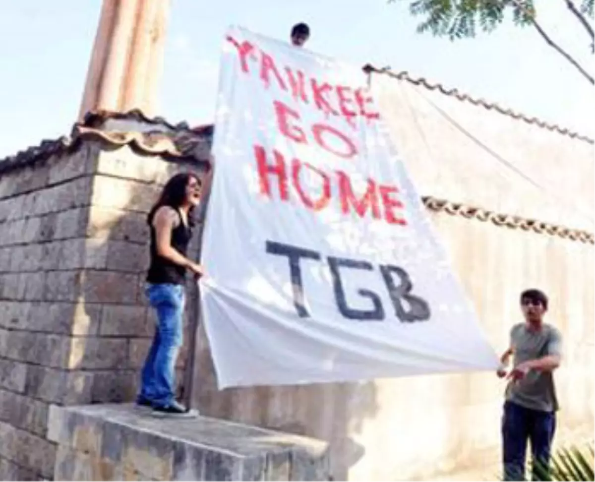 ABD Askerine Yumurta Attılar