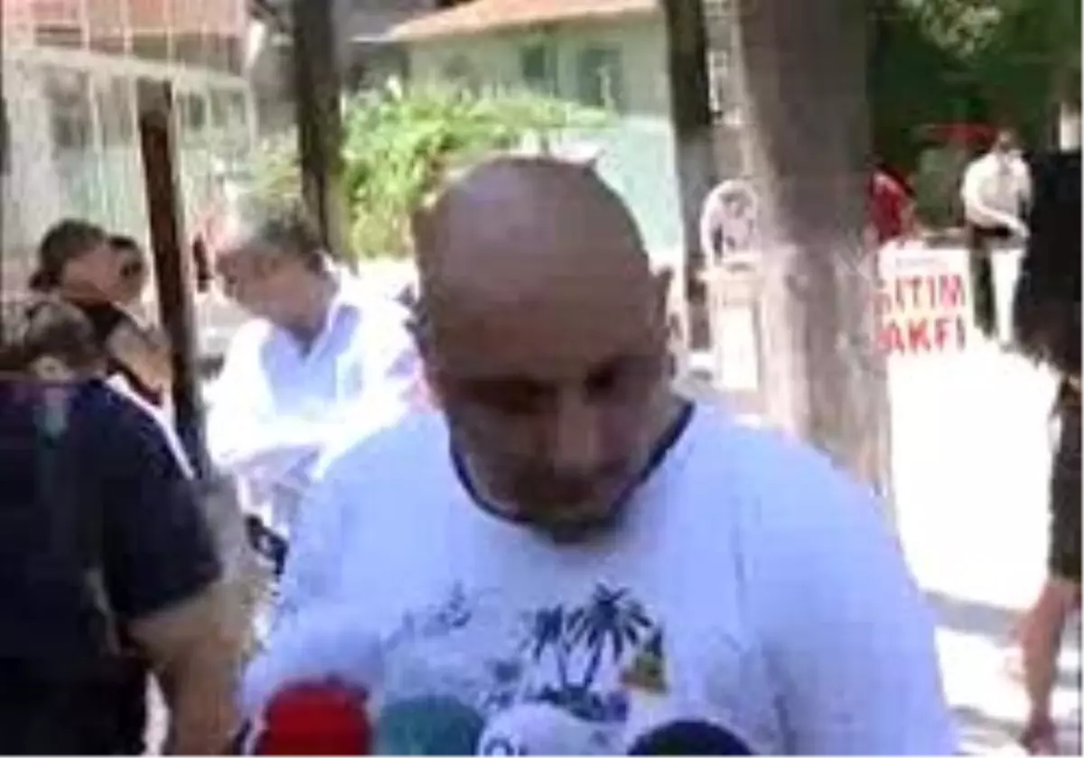 Apartman Toplantısında Öldürülen Çift Toprağa Verildi...