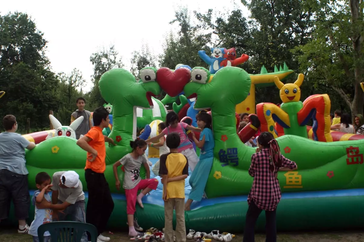 Belde Çalışanları Piknikte Doyasıya Eğlendi
