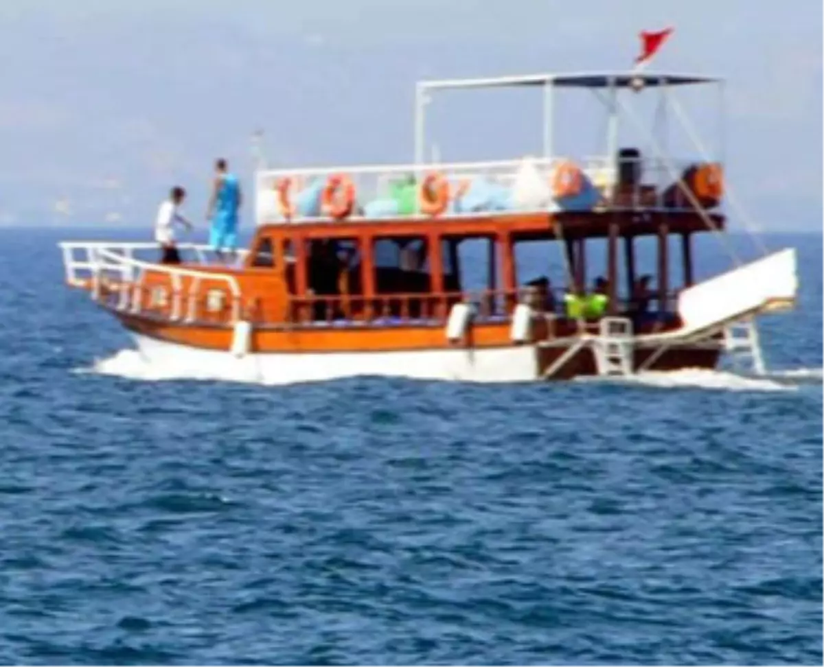 Denizde 12 Saat Can Pazarı