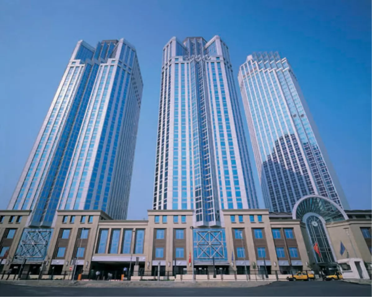 İş Bankası, En Büyük Türk Bankası!