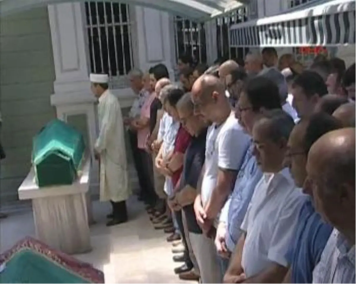 Silahı Tutukluk Yapmış