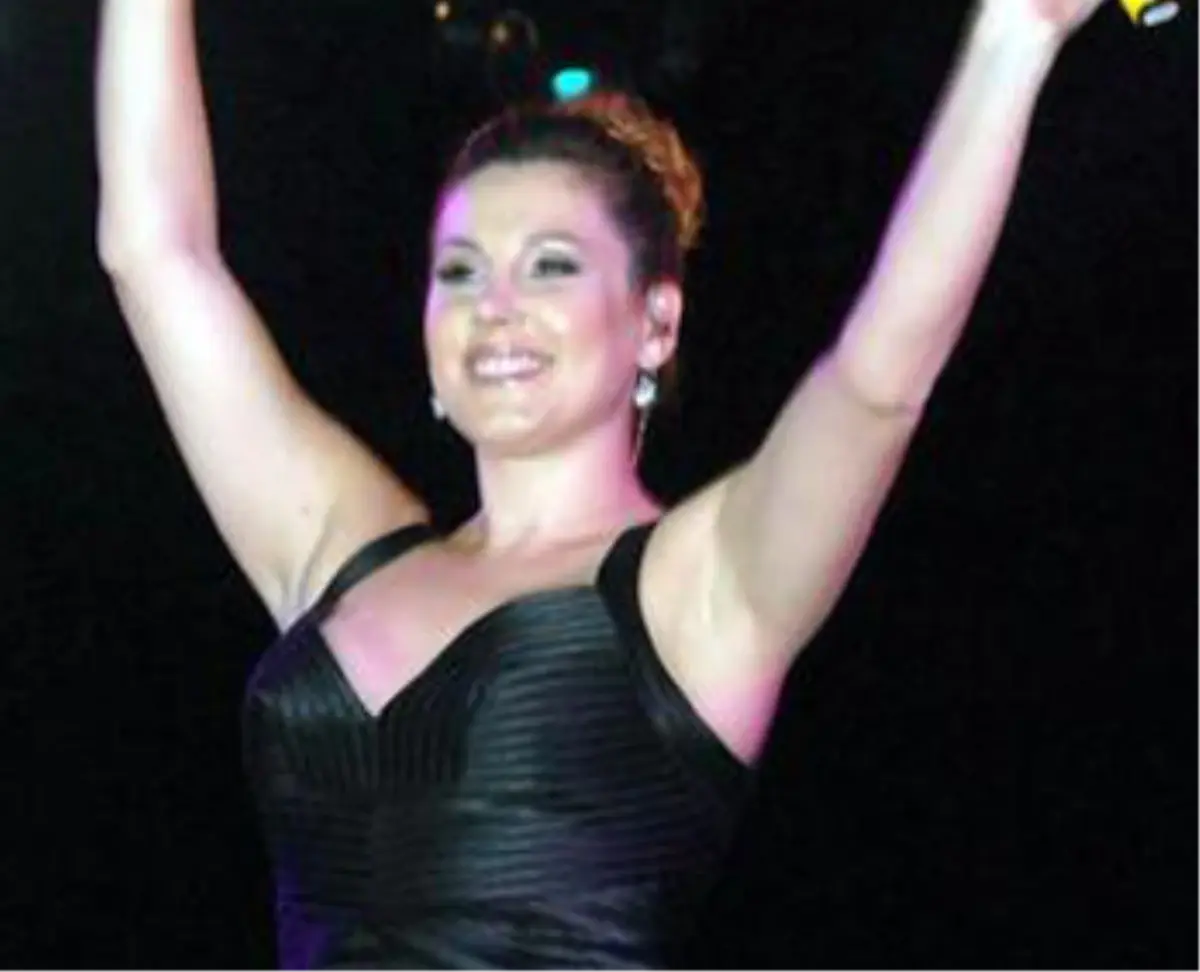 Festivalde Funda Arar ve Kubat Rüzgarı